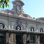 De La Bastide