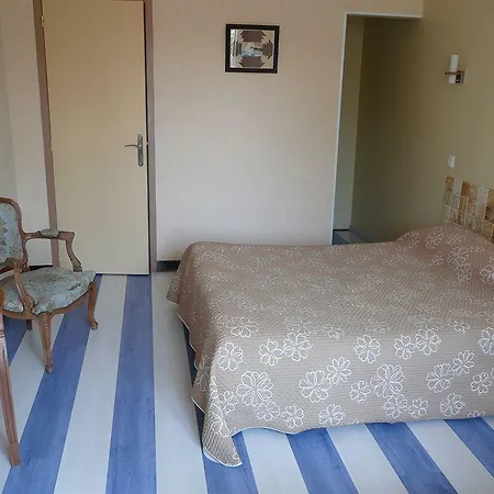 فندق De La Bastide 2*