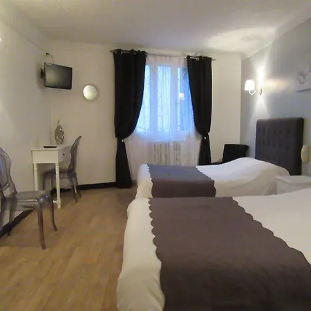 Ξενοδοχείο De La Bastide 2*