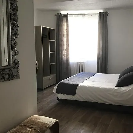 De La Bastide 2* قرقشونه
