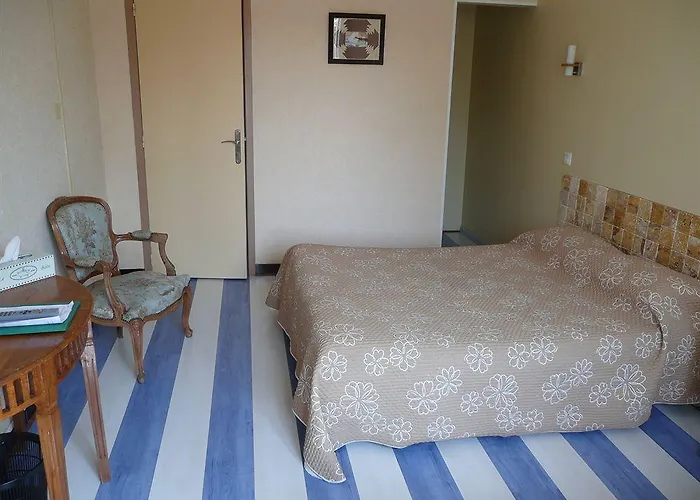 Otel De La Bastide 2*